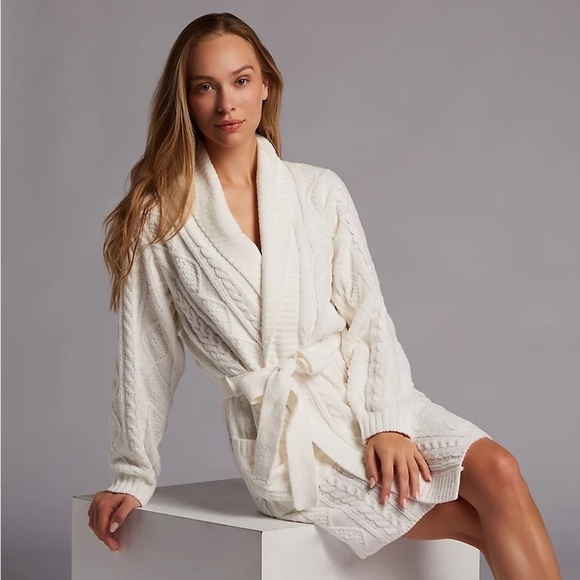 PJ Salvage White Chenille Cable Knit Sweater Short Robe - Picture 1 of 14
